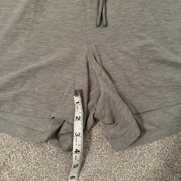 MTA Sport Gray Women's Shorts Size 3X EUC - Picture 7 of 9